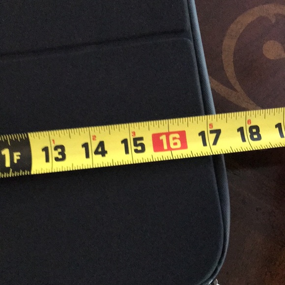 Solo Laptop IPAD PRO Bond Sleeve Black 17.3 - Picture 7 of 9